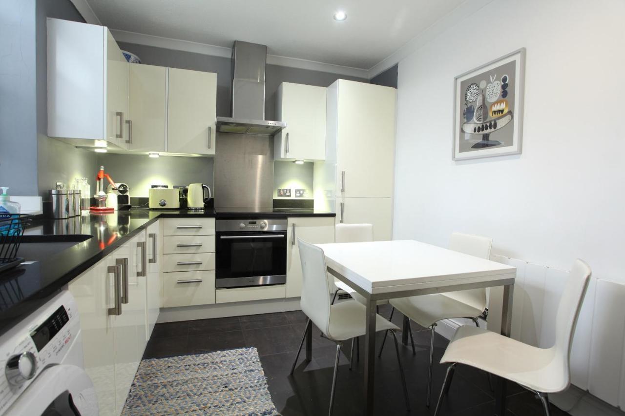 Appartement Walk To Notting Hill /Paddington 1 B/R With Patio à Londres Extérieur photo